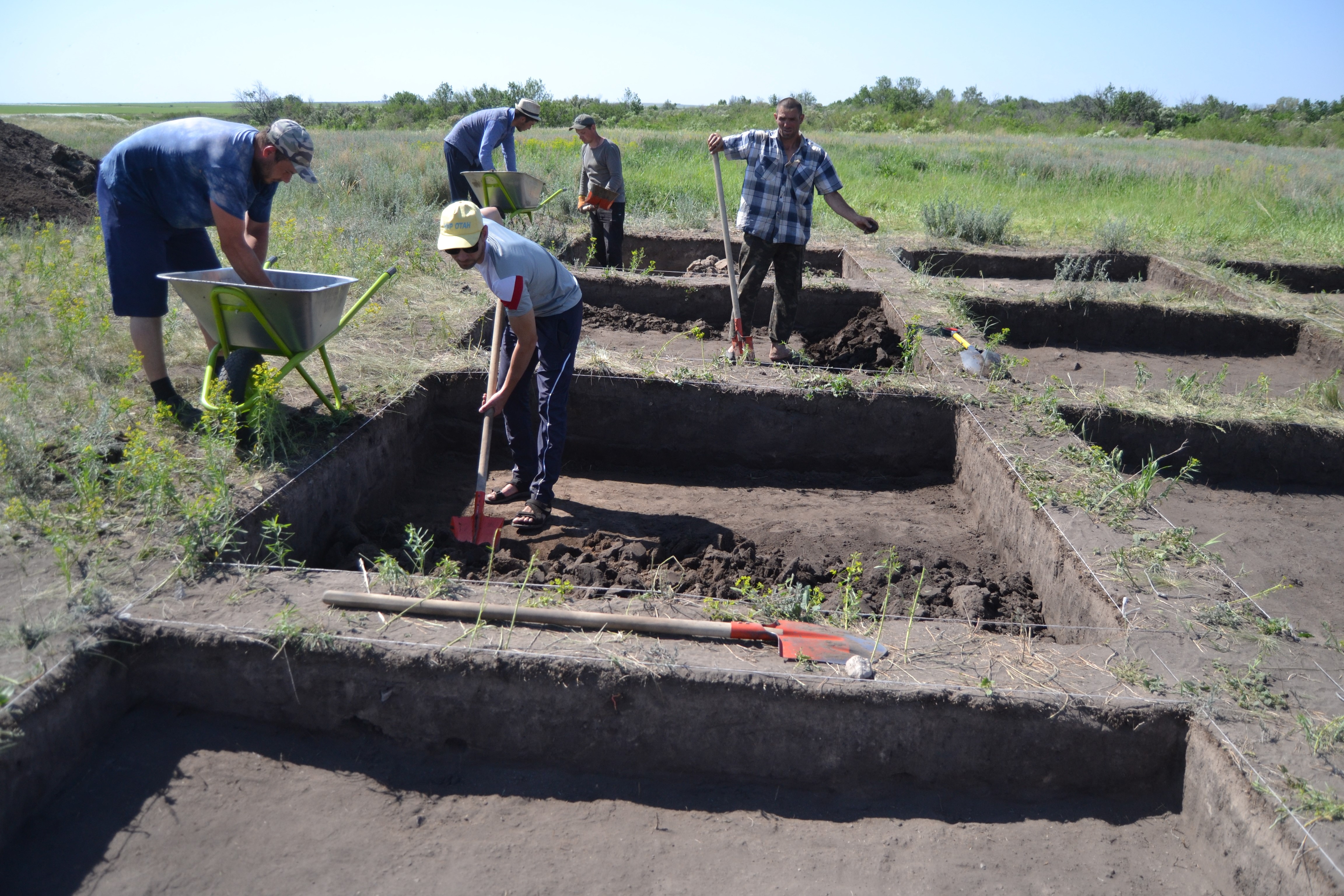 Археологические исследования на поселении металлургов эпохи бронзы Сандыктау