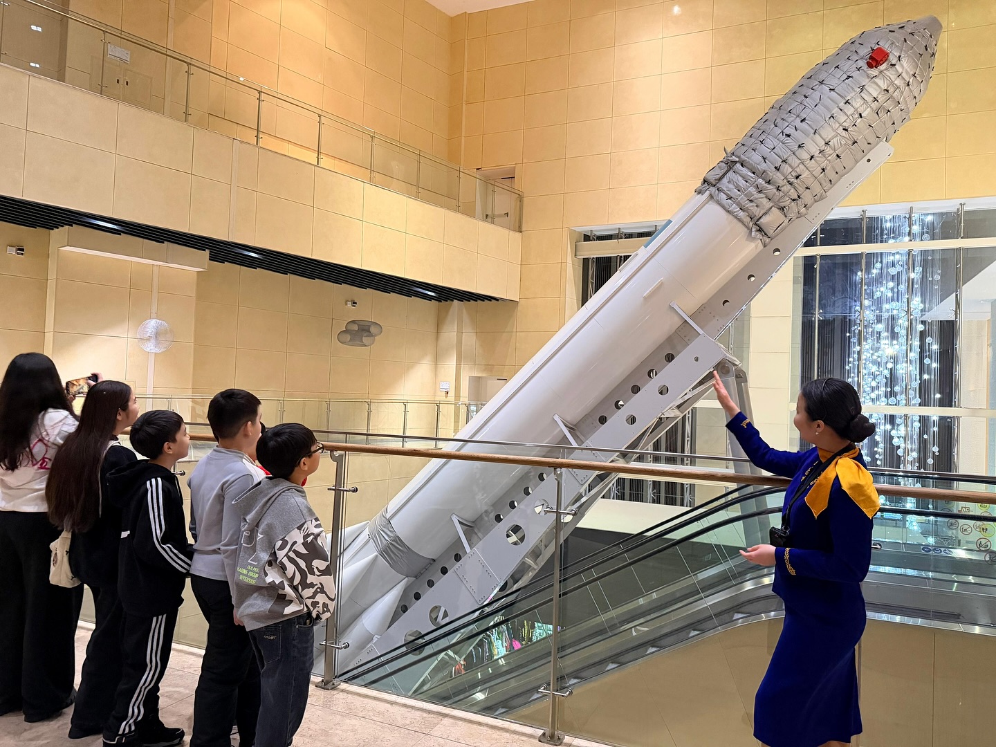 Проведена экскурсия «Космическая хроника»