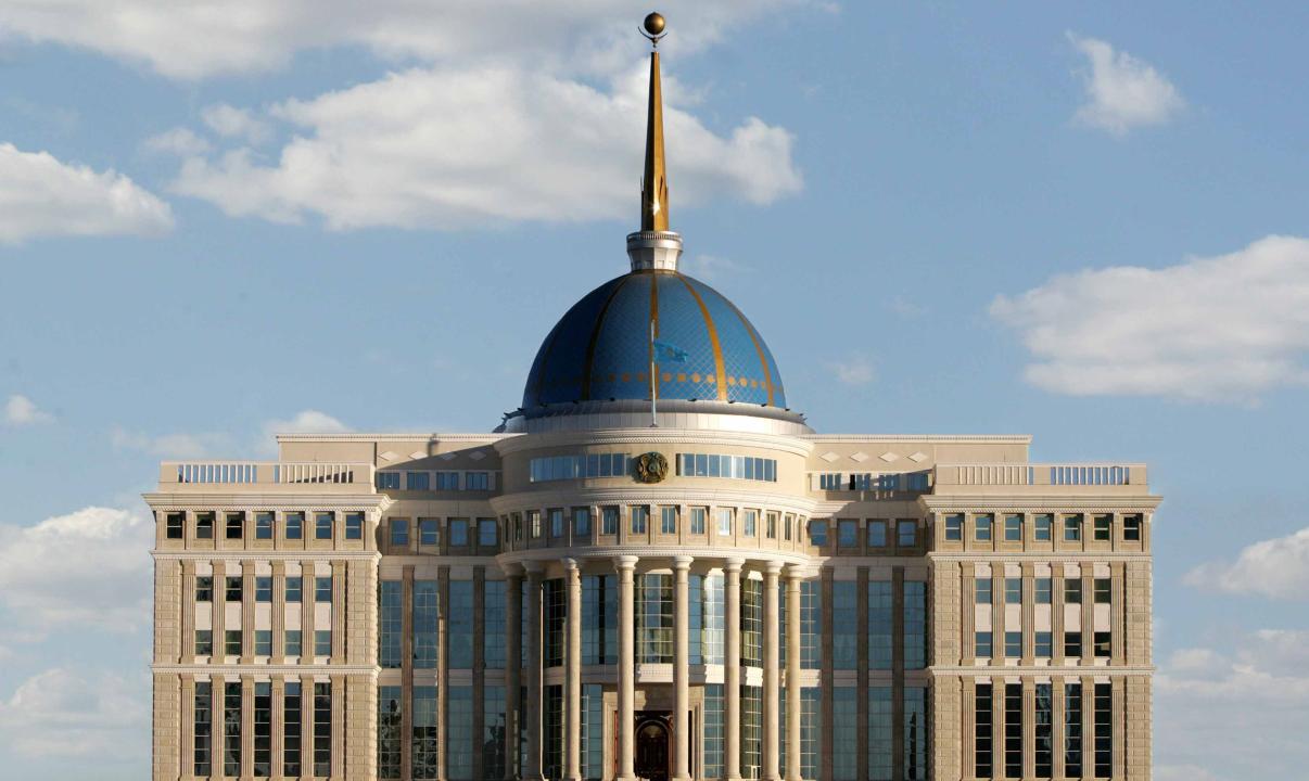 Президент поздравил работников культуры и искусства Казахстана с профессиональным праздником