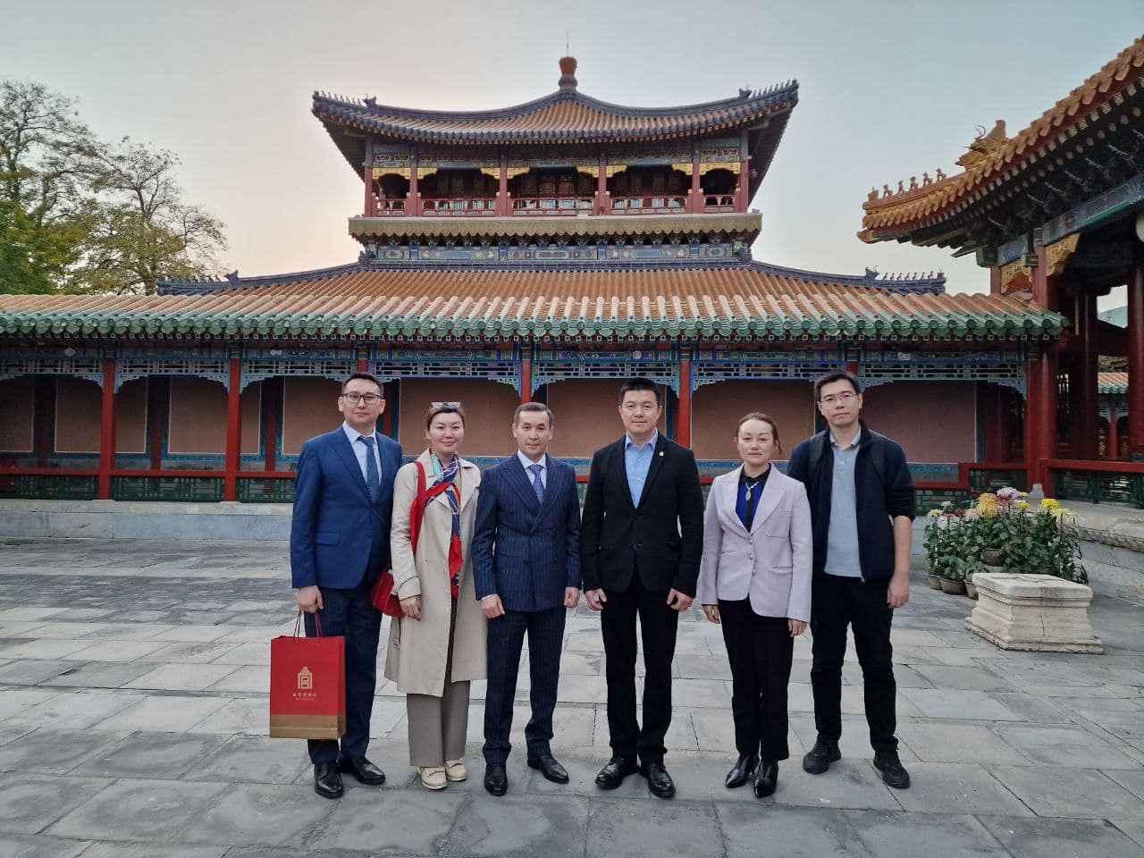 The meeting of Acting Director of the National Museum with the Acting Director of the Palace Museum