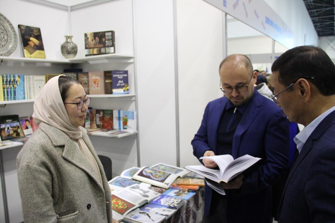 Дәурен Абаев Eurasian Book Fair-2022 V Еуразия халықаралық кітап көрме-жәрмеңкесіне барды